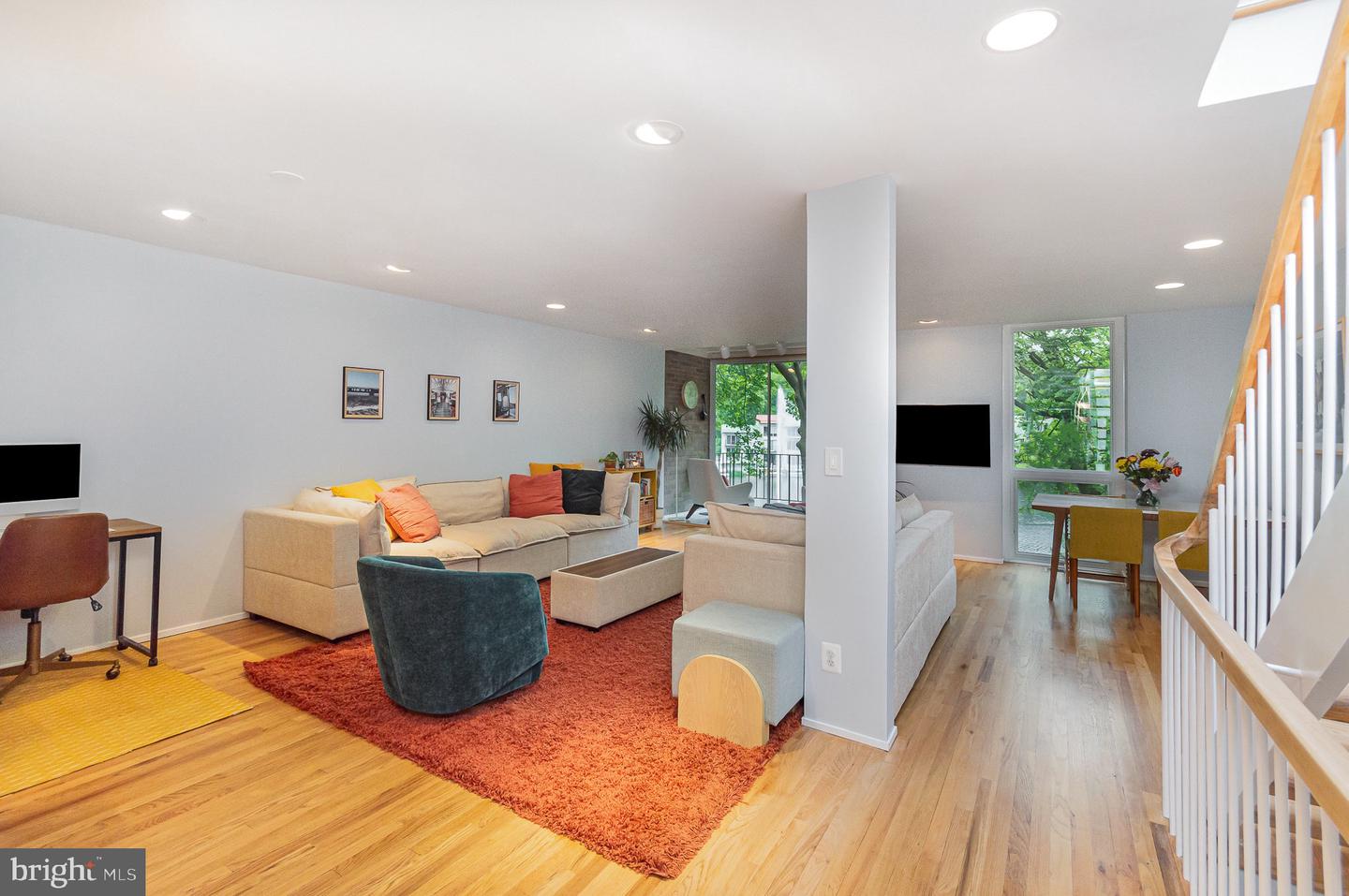 1690 CHIMNEY HOUSE RD, RESTON, Virginia 20190, 3 Bedrooms Bedrooms, ,3 BathroomsBathrooms,Residential,For sale,1690 CHIMNEY HOUSE RD,VAFX2243828 MLS # VAFX2243828