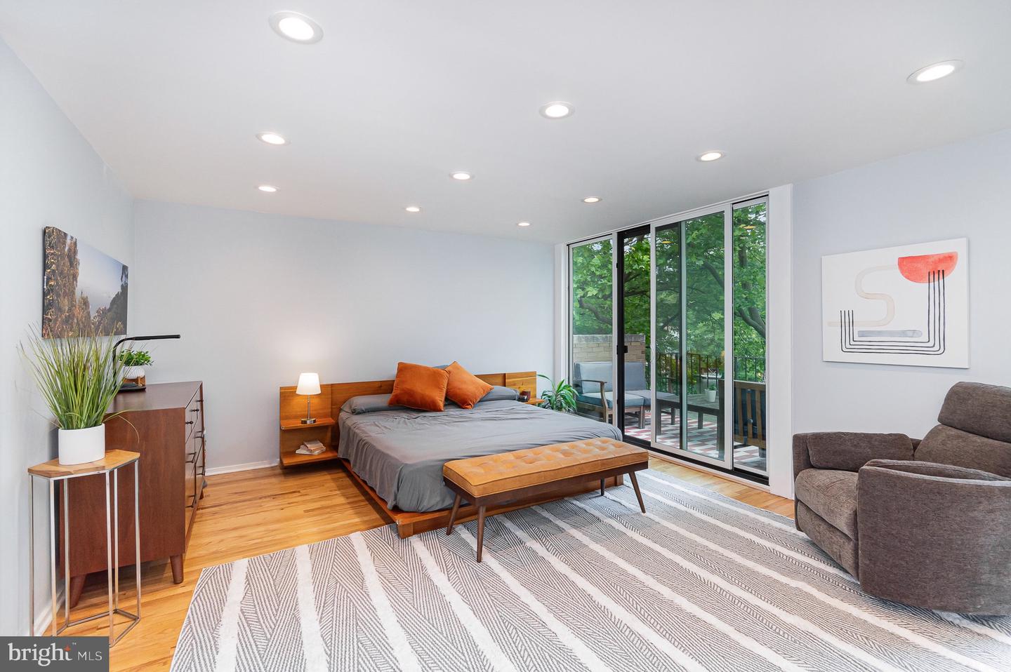 1690 CHIMNEY HOUSE RD, RESTON, Virginia 20190, 3 Bedrooms Bedrooms, ,3 BathroomsBathrooms,Residential,For sale,1690 CHIMNEY HOUSE RD,VAFX2243828 MLS # VAFX2243828