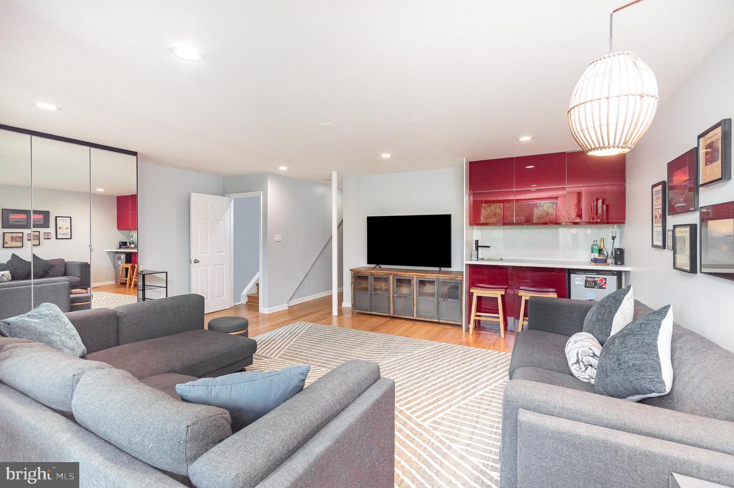 1690 CHIMNEY HOUSE RD, RESTON, Virginia 20190, 3 Bedrooms Bedrooms, ,3 BathroomsBathrooms,Residential,For sale,1690 CHIMNEY HOUSE RD,VAFX2243828 MLS # VAFX2243828