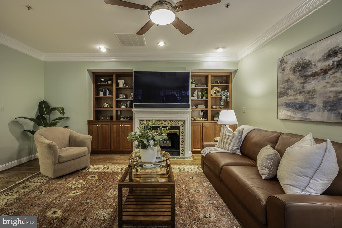 1106 ROUNDHOUSE LN, ALEXANDRIA, Virginia 22314, 3 Bedrooms Bedrooms, ,2 BathroomsBathrooms,Residential,For sale,1106 ROUNDHOUSE LN,VAAX2045820 MLS # VAAX2045820