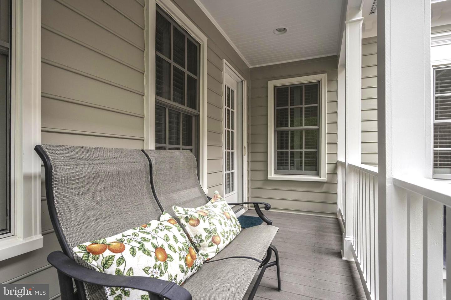 1106 ROUNDHOUSE LN, ALEXANDRIA, Virginia 22314, 3 Bedrooms Bedrooms, ,2 BathroomsBathrooms,Residential,For sale,1106 ROUNDHOUSE LN,VAAX2045820 MLS # VAAX2045820