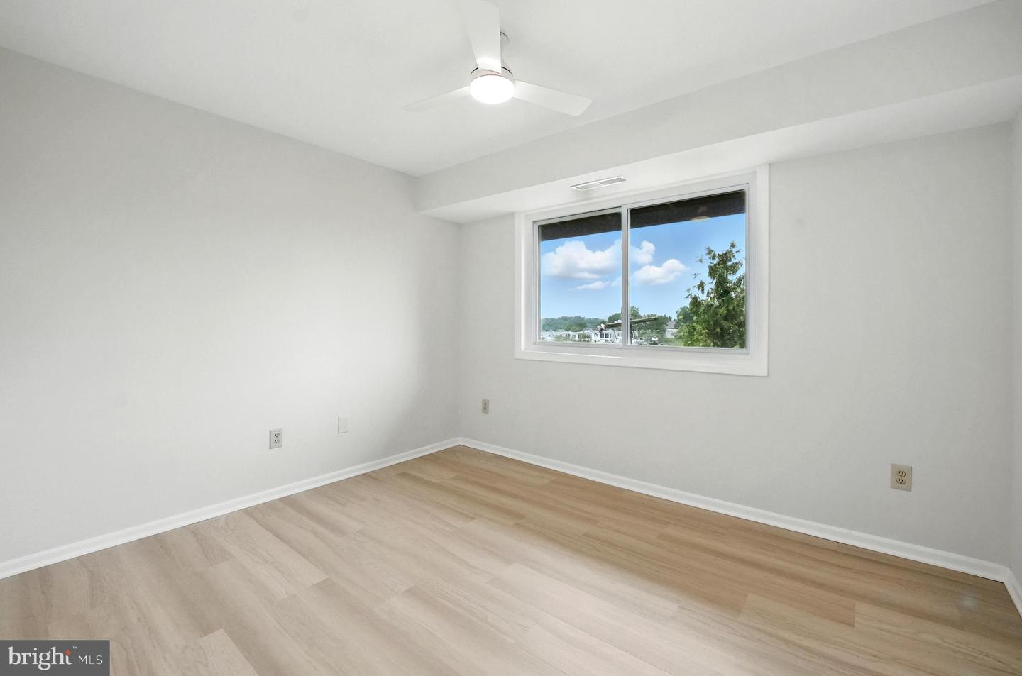 218 LOCUST ST SE #151, VIENNA, Virginia 22180, 2 Bedrooms Bedrooms, ,1 BathroomBathrooms,Residential,For sale,218 LOCUST ST SE #151,VAFX2243868 MLS # VAFX2243868