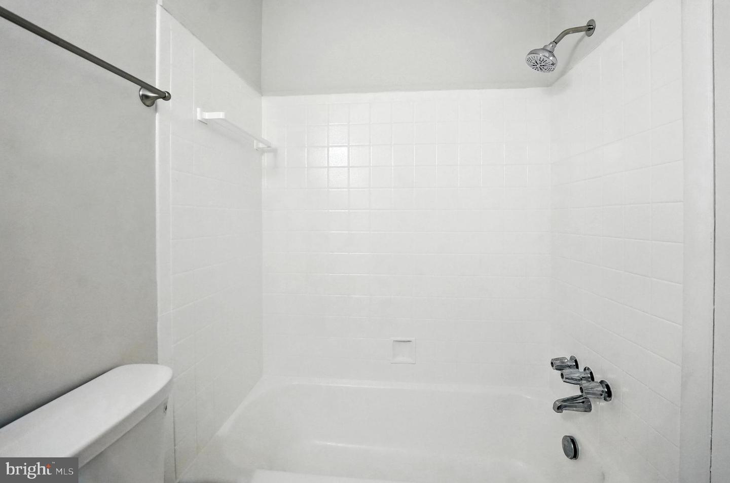 218 LOCUST ST SE #151, VIENNA, Virginia 22180, 2 Bedrooms Bedrooms, ,1 BathroomBathrooms,Residential,For sale,218 LOCUST ST SE #151,VAFX2243868 MLS # VAFX2243868