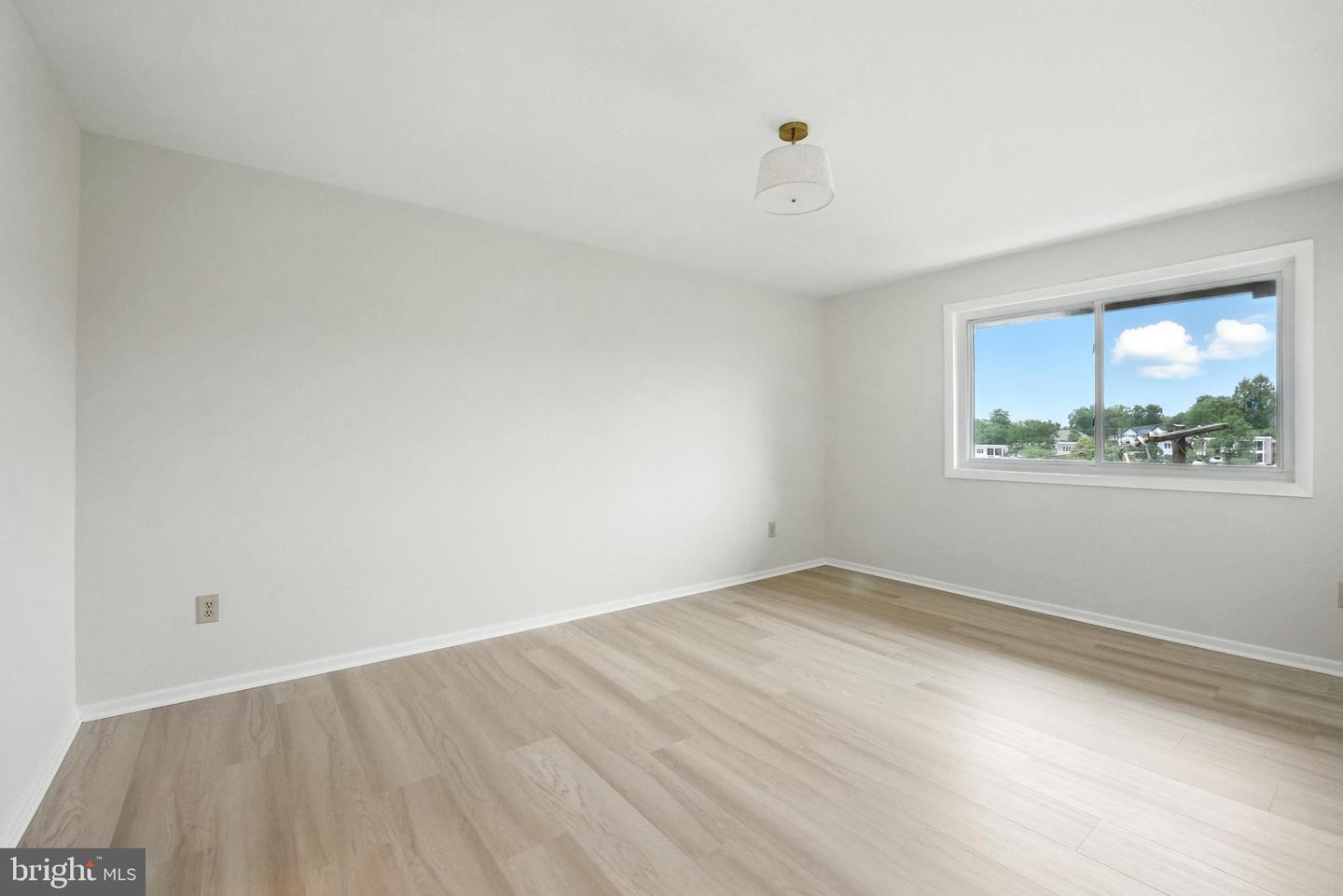 218 LOCUST ST SE #151, VIENNA, Virginia 22180, 2 Bedrooms Bedrooms, ,1 BathroomBathrooms,Residential,For sale,218 LOCUST ST SE #151,VAFX2243868 MLS # VAFX2243868
