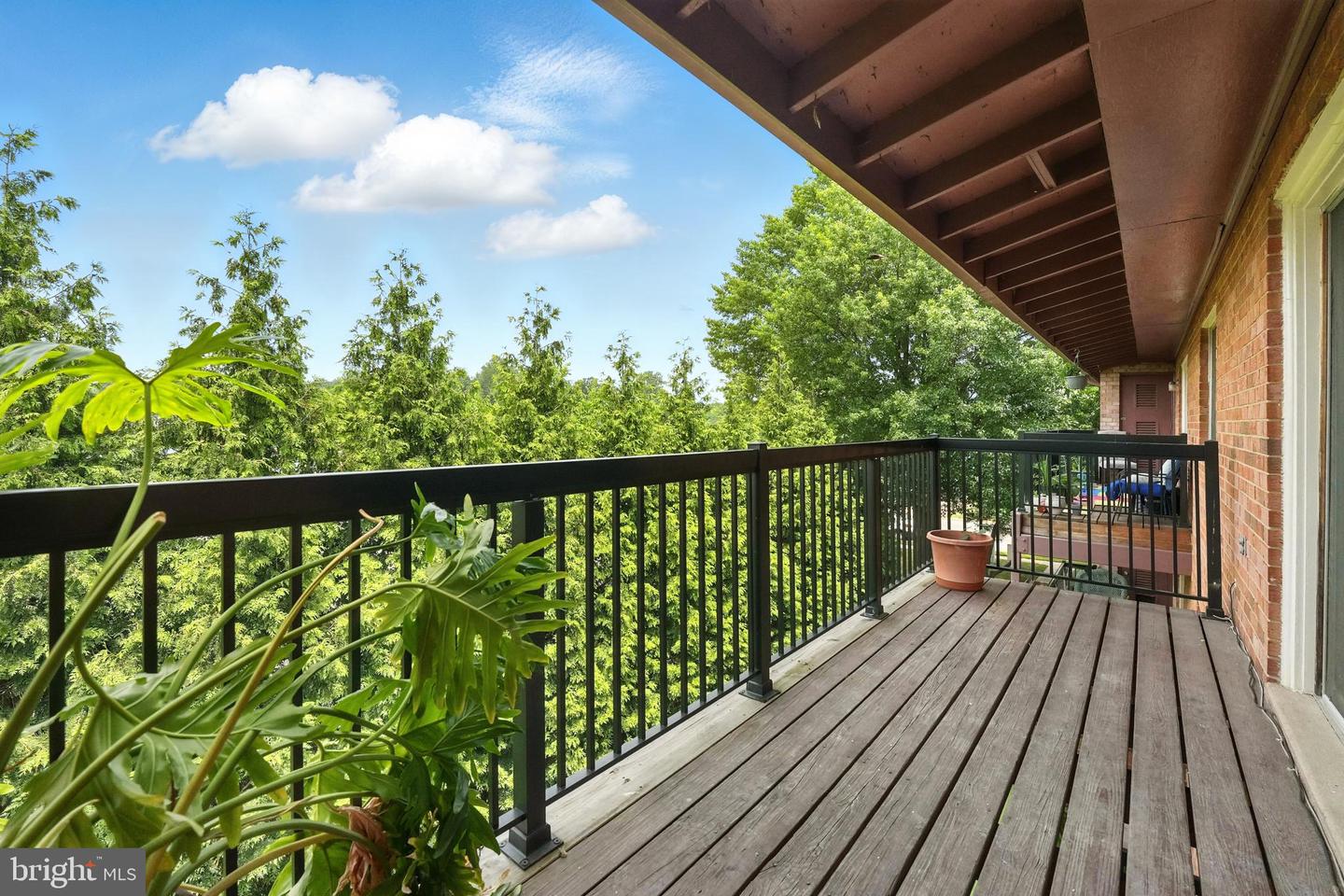 218 LOCUST ST SE #151, VIENNA, Virginia 22180, 2 Bedrooms Bedrooms, ,1 BathroomBathrooms,Residential,For sale,218 LOCUST ST SE #151,VAFX2243868 MLS # VAFX2243868