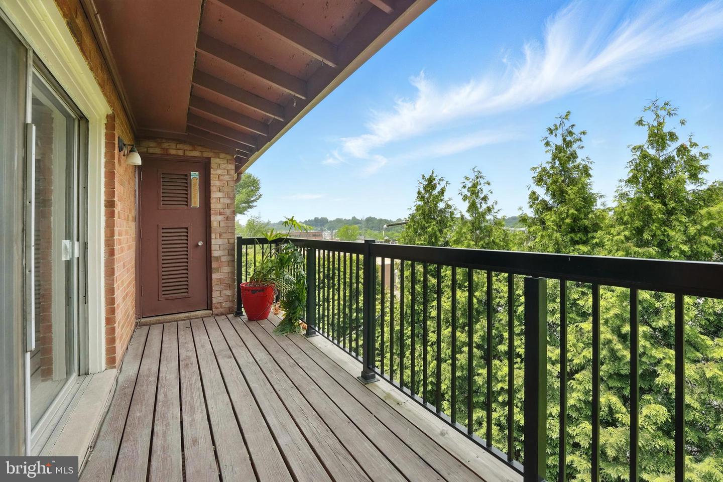 218 LOCUST ST SE #151, VIENNA, Virginia 22180, 2 Bedrooms Bedrooms, ,1 BathroomBathrooms,Residential,For sale,218 LOCUST ST SE #151,VAFX2243868 MLS # VAFX2243868