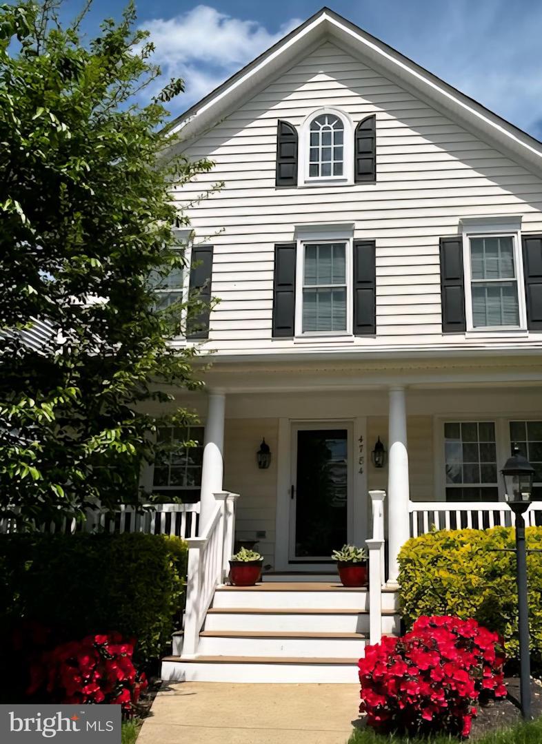 4784 WERMUTH WAY, WOODBRIDGE, Virginia 22192, 3 Bedrooms Bedrooms, ,3 BathroomsBathrooms,Residential,For sale,4784 WERMUTH WAY,VAPW2095778 MLS # VAPW2095778