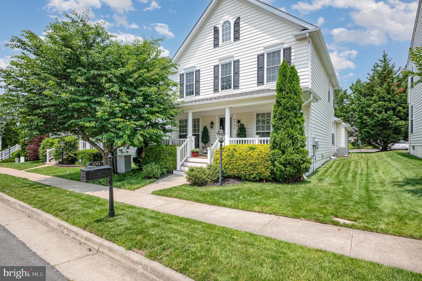 4784 WERMUTH WAY, WOODBRIDGE, Virginia 22192, 3 Bedrooms Bedrooms, ,3 BathroomsBathrooms,Residential,For sale,4784 WERMUTH WAY,VAPW2095778 MLS # VAPW2095778