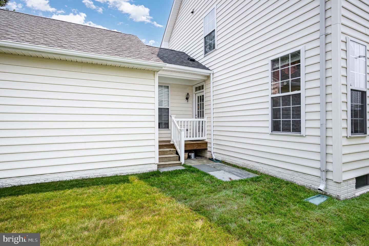 4784 WERMUTH WAY, WOODBRIDGE, Virginia 22192, 3 Bedrooms Bedrooms, ,3 BathroomsBathrooms,Residential,For sale,4784 WERMUTH WAY,VAPW2095778 MLS # VAPW2095778