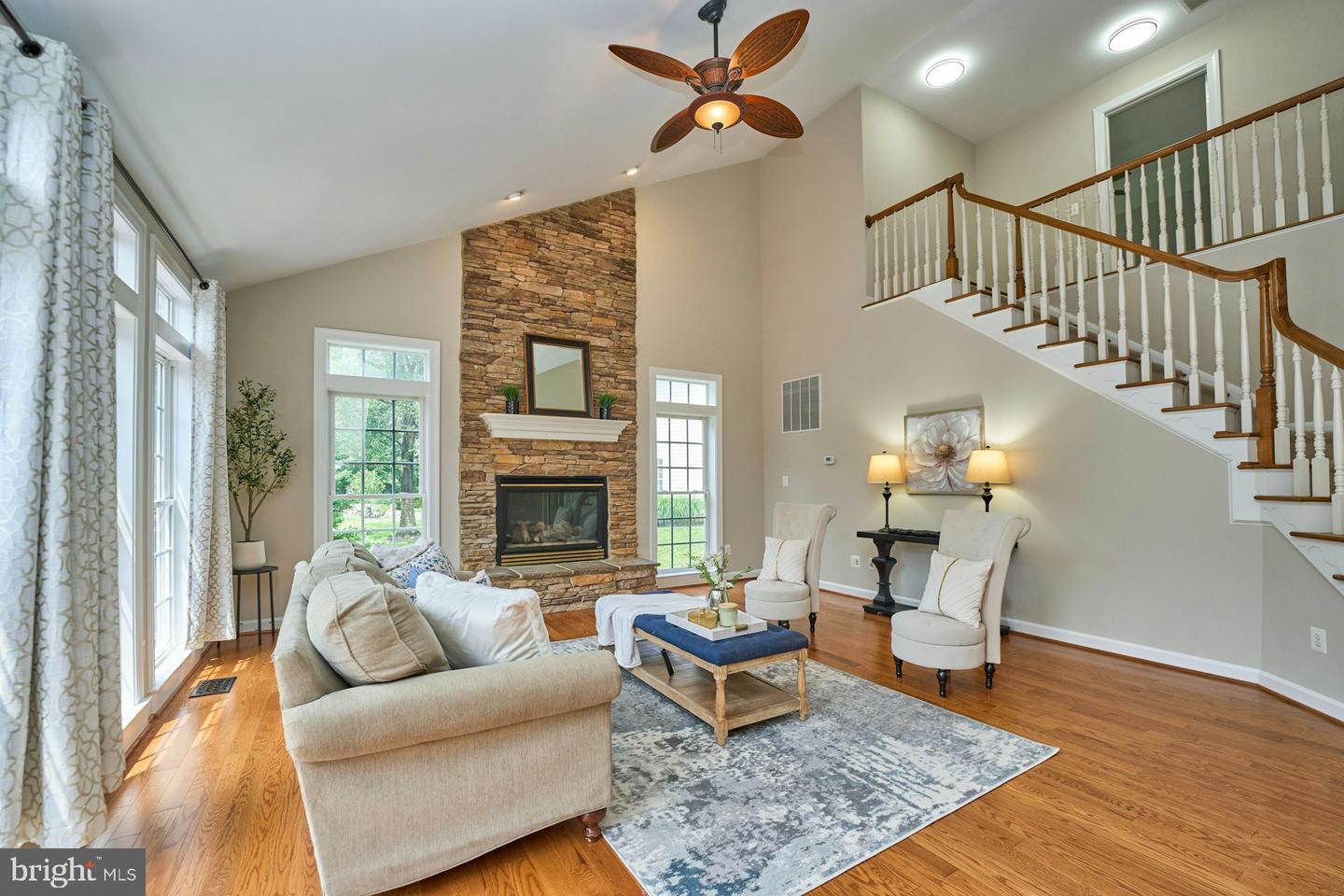 19083 PARALLEL BLUFFS CT, LEESBURG, Virginia 20176, 5 Bedrooms Bedrooms, ,4 BathroomsBathrooms,Residential,For sale,19083 PARALLEL BLUFFS CT,VALO2098194 MLS # VALO2098194