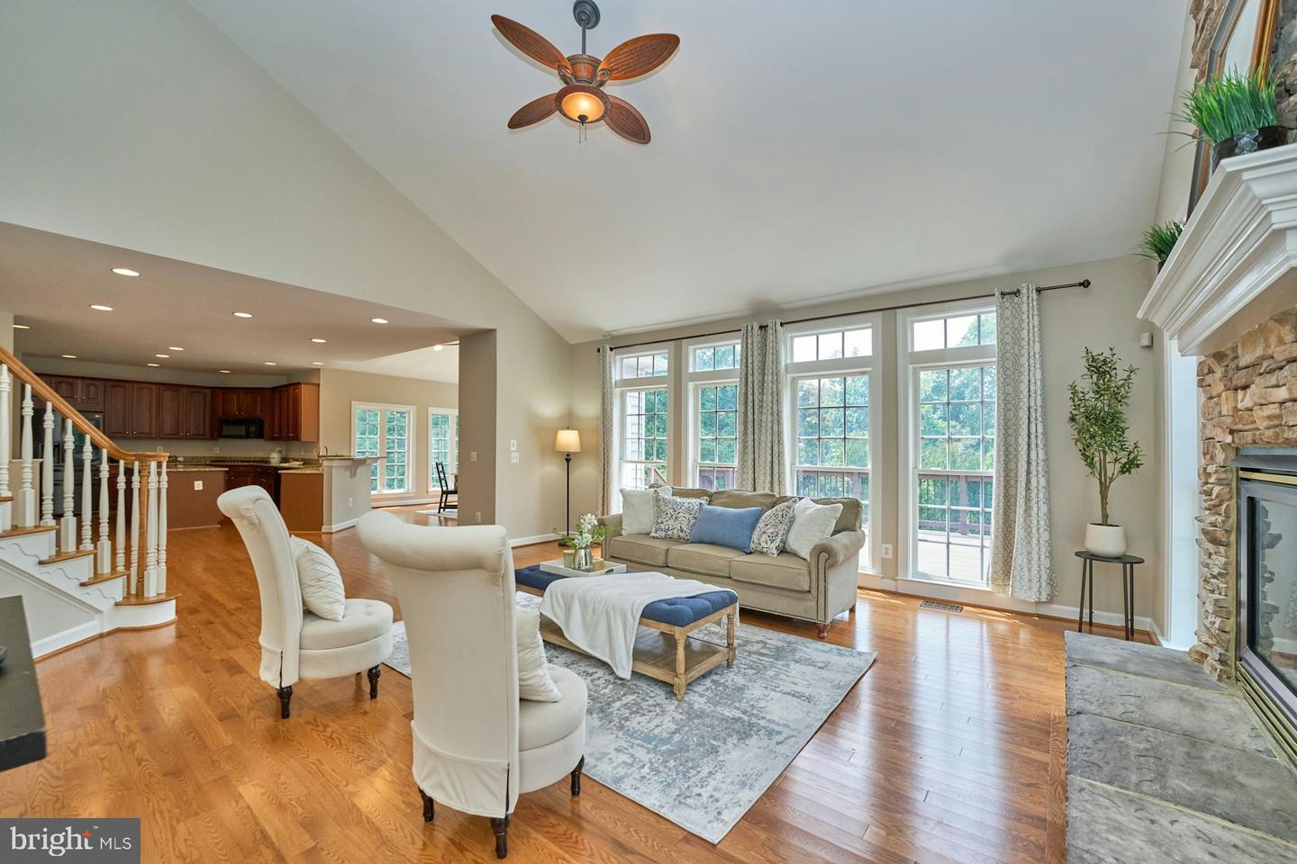 19083 PARALLEL BLUFFS CT, LEESBURG, Virginia 20176, 5 Bedrooms Bedrooms, ,4 BathroomsBathrooms,Residential,For sale,19083 PARALLEL BLUFFS CT,VALO2098194 MLS # VALO2098194