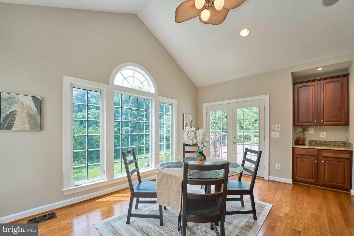 19083 PARALLEL BLUFFS CT, LEESBURG, Virginia 20176, 5 Bedrooms Bedrooms, ,4 BathroomsBathrooms,Residential,For sale,19083 PARALLEL BLUFFS CT,VALO2098194 MLS # VALO2098194