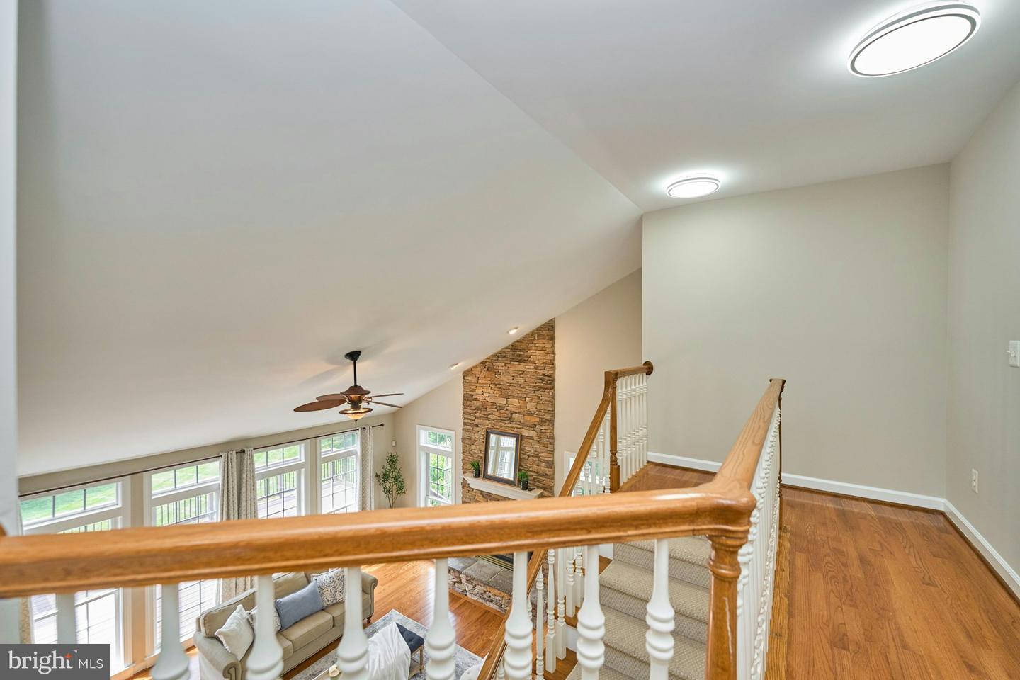 19083 PARALLEL BLUFFS CT, LEESBURG, Virginia 20176, 5 Bedrooms Bedrooms, ,4 BathroomsBathrooms,Residential,For sale,19083 PARALLEL BLUFFS CT,VALO2098194 MLS # VALO2098194
