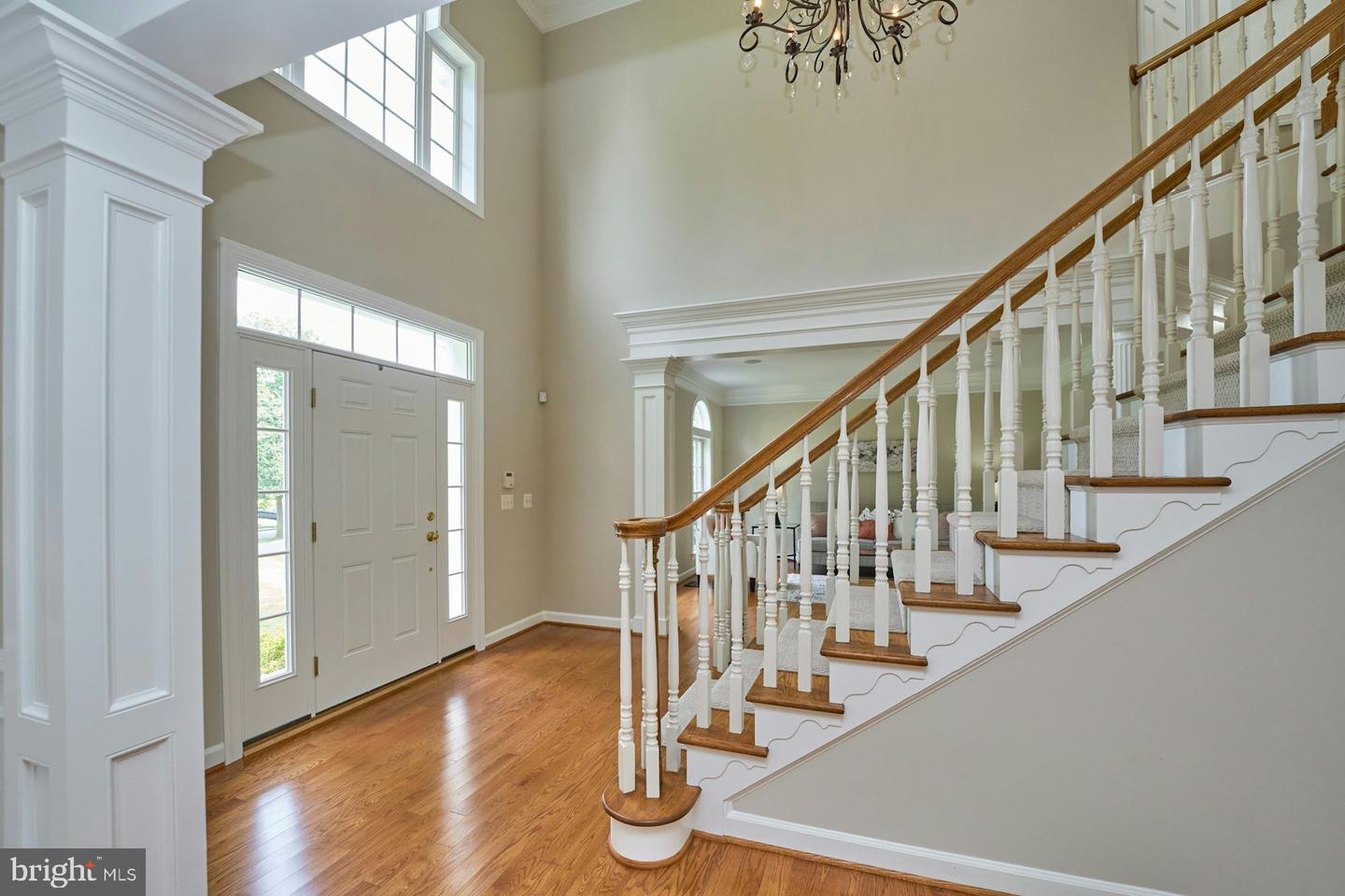 19083 PARALLEL BLUFFS CT, LEESBURG, Virginia 20176, 5 Bedrooms Bedrooms, ,4 BathroomsBathrooms,Residential,For sale,19083 PARALLEL BLUFFS CT,VALO2098194 MLS # VALO2098194