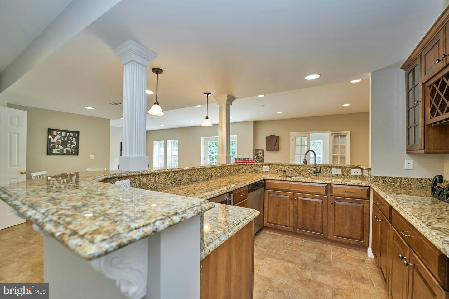 19083 PARALLEL BLUFFS CT, LEESBURG, Virginia 20176, 5 Bedrooms Bedrooms, ,4 BathroomsBathrooms,Residential,For sale,19083 PARALLEL BLUFFS CT,VALO2098194 MLS # VALO2098194