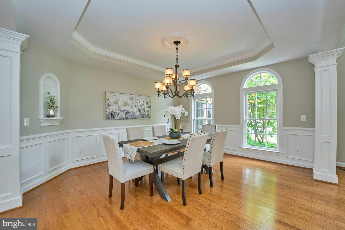 19083 PARALLEL BLUFFS CT, LEESBURG, Virginia 20176, 5 Bedrooms Bedrooms, ,4 BathroomsBathrooms,Residential,For sale,19083 PARALLEL BLUFFS CT,VALO2098194 MLS # VALO2098194