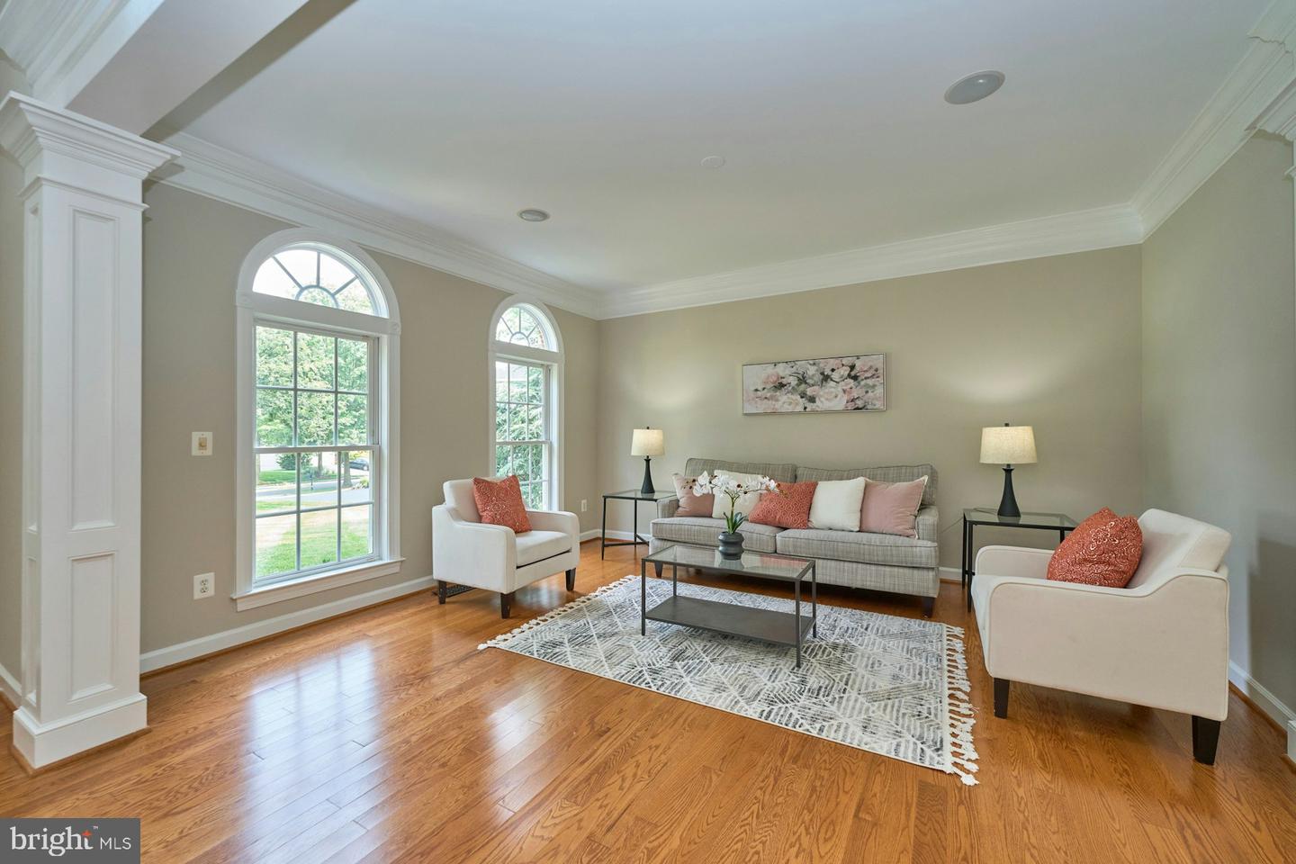 19083 PARALLEL BLUFFS CT, LEESBURG, Virginia 20176, 5 Bedrooms Bedrooms, ,4 BathroomsBathrooms,Residential,For sale,19083 PARALLEL BLUFFS CT,VALO2098194 MLS # VALO2098194
