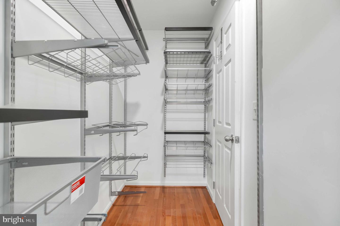 1122 S MONROE ST, ARLINGTON, Virginia 22204, 2 Bedrooms Bedrooms, ,2 BathroomsBathrooms,Residential,For sale,1122 S MONROE ST,VAAR2058370 MLS # VAAR2058370