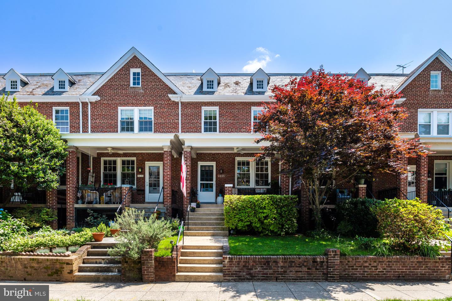 2435 39TH PL NW, WASHINGTON, District Of Columbia 20007, 4 Bedrooms Bedrooms, ,3 BathroomsBathrooms,Residential,For sale,2435 39TH PL NW,DCDC2203164 MLS # DCDC2203164