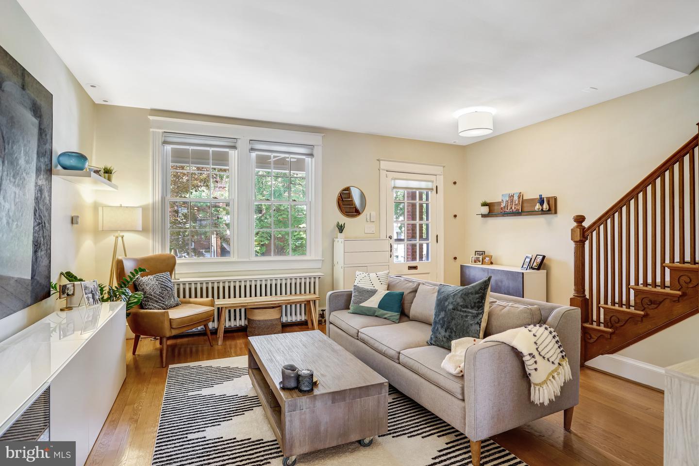 2435 39TH PL NW, WASHINGTON, District Of Columbia 20007, 4 Bedrooms Bedrooms, ,3 BathroomsBathrooms,Residential,For sale,2435 39TH PL NW,DCDC2203164 MLS # DCDC2203164