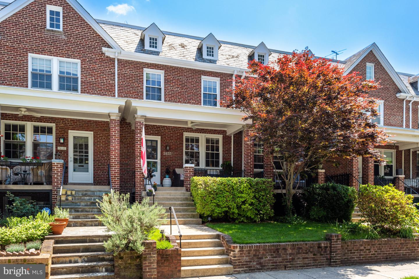 2435 39TH PL NW, WASHINGTON, District Of Columbia 20007, 4 Bedrooms Bedrooms, ,3 BathroomsBathrooms,Residential,For sale,2435 39TH PL NW,DCDC2203164 MLS # DCDC2203164