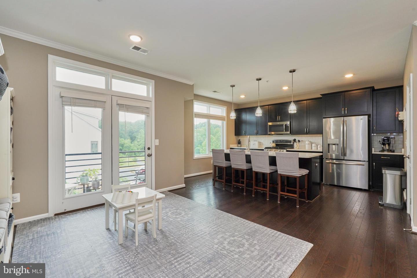 1000 RIBBON LIMESTONE TER SE, LEESBURG, Virginia 20175, 3 Bedrooms Bedrooms, ,2 BathroomsBathrooms,Residential,For sale,1000 RIBBON LIMESTONE TER SE,VALO2098318 MLS # VALO2098318