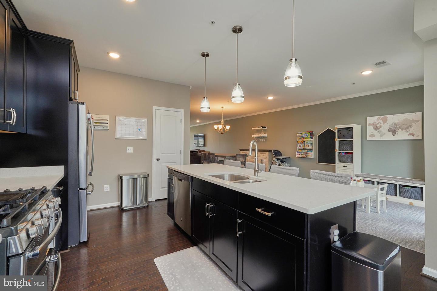 1000 RIBBON LIMESTONE TER SE, LEESBURG, Virginia 20175, 3 Bedrooms Bedrooms, ,2 BathroomsBathrooms,Residential,For sale,1000 RIBBON LIMESTONE TER SE,VALO2098318 MLS # VALO2098318