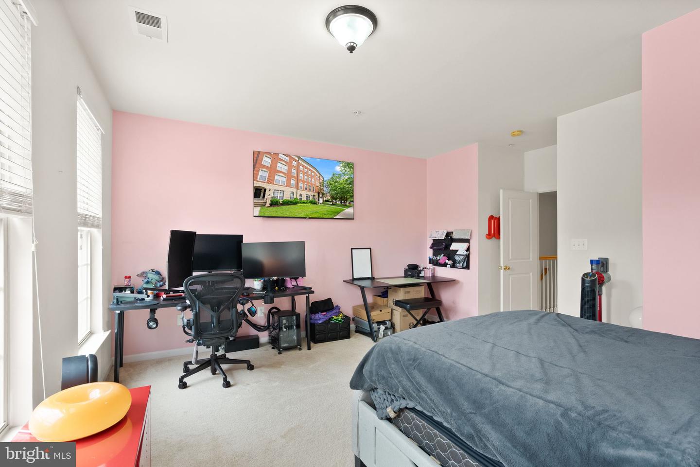 7921 CRESCENT PARK DR, GAINESVILLE, Virginia 20155, 2 Bedrooms Bedrooms, ,2 BathroomsBathrooms,Residential,For sale,7921 CRESCENT PARK DR,VAPW2095882 MLS # VAPW2095882