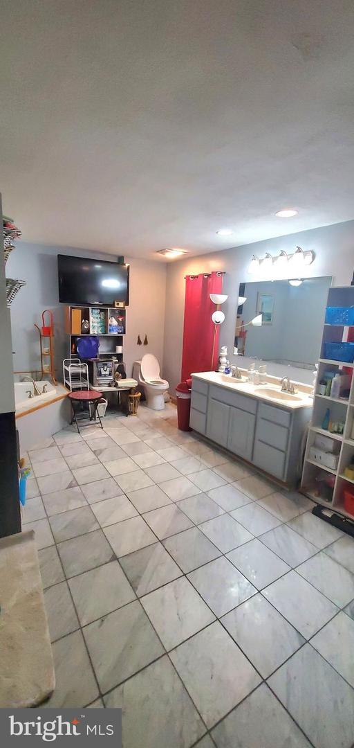 2995 BEAR CREEK RD, RUSTBURG, Virginia 24588, 6 Bedrooms Bedrooms, ,5 BathroomsBathrooms,Residential,For sale,2995 BEAR CREEK RD,VACP2000086 MLS # VACP2000086