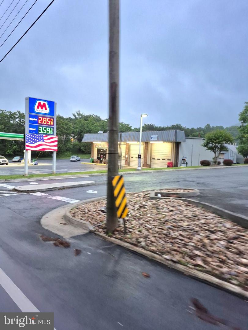 2995 BEAR CREEK RD, RUSTBURG, Virginia 24588, 6 Bedrooms Bedrooms, ,5 BathroomsBathrooms,Residential,For sale,2995 BEAR CREEK RD,VACP2000086 MLS # VACP2000086