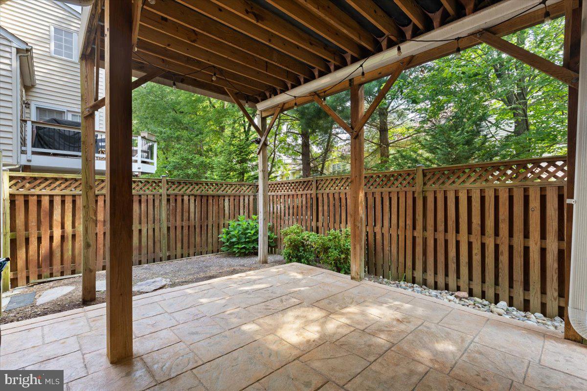 4025 QUIET CREEK DR, FAIRFAX, Virginia 22033, 4 Bedrooms Bedrooms, ,3 BathroomsBathrooms,Residential,For sale,4025 QUIET CREEK DR,VAFX2244438 MLS # VAFX2244438