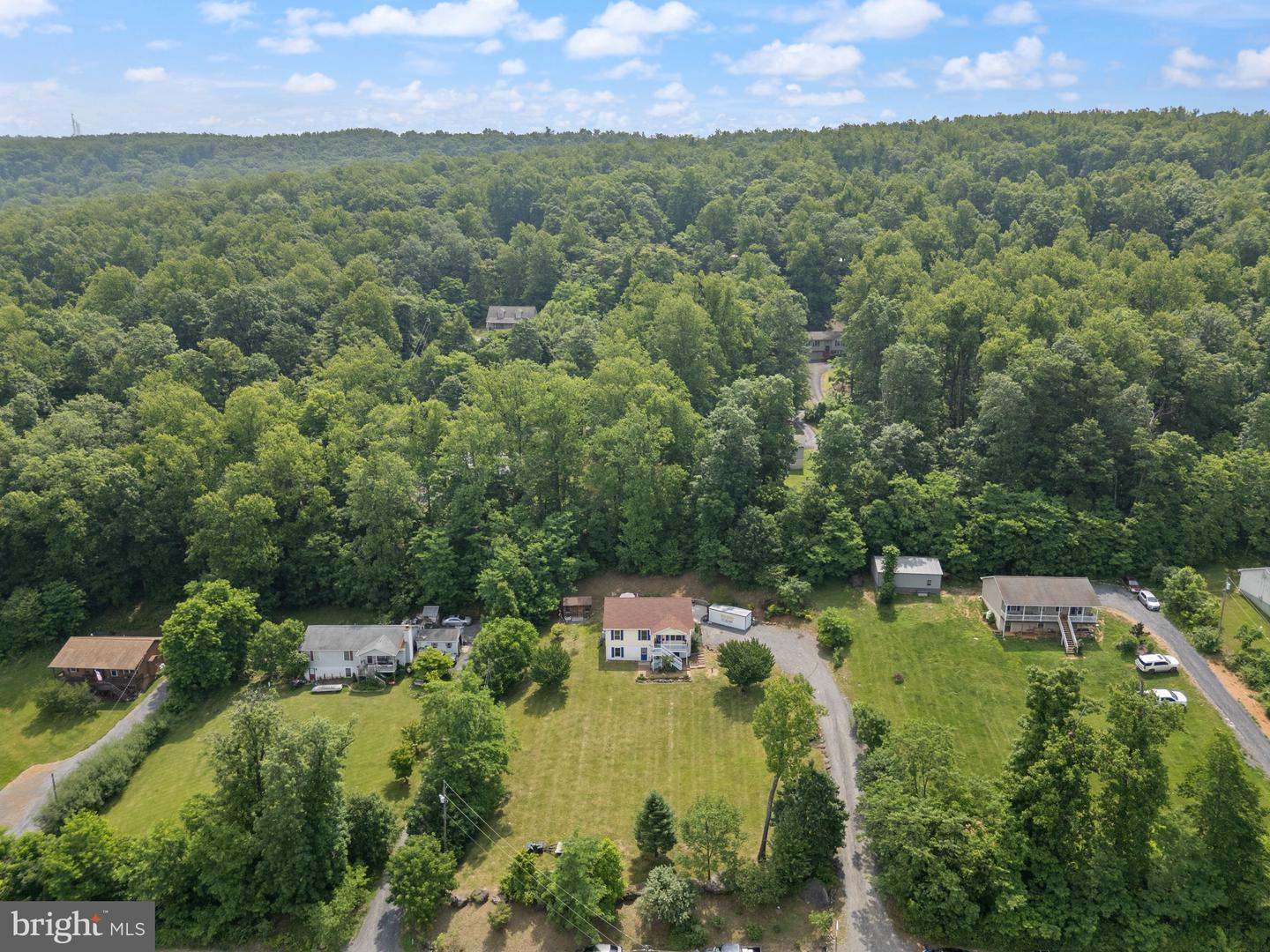 294 MCDONALDS FARM RD, LINDEN, Virginia 22642, 4 Bedrooms Bedrooms, ,3 BathroomsBathrooms,Residential,For sale,294 MCDONALDS FARM RD,VAWR2011326 MLS # VAWR2011326