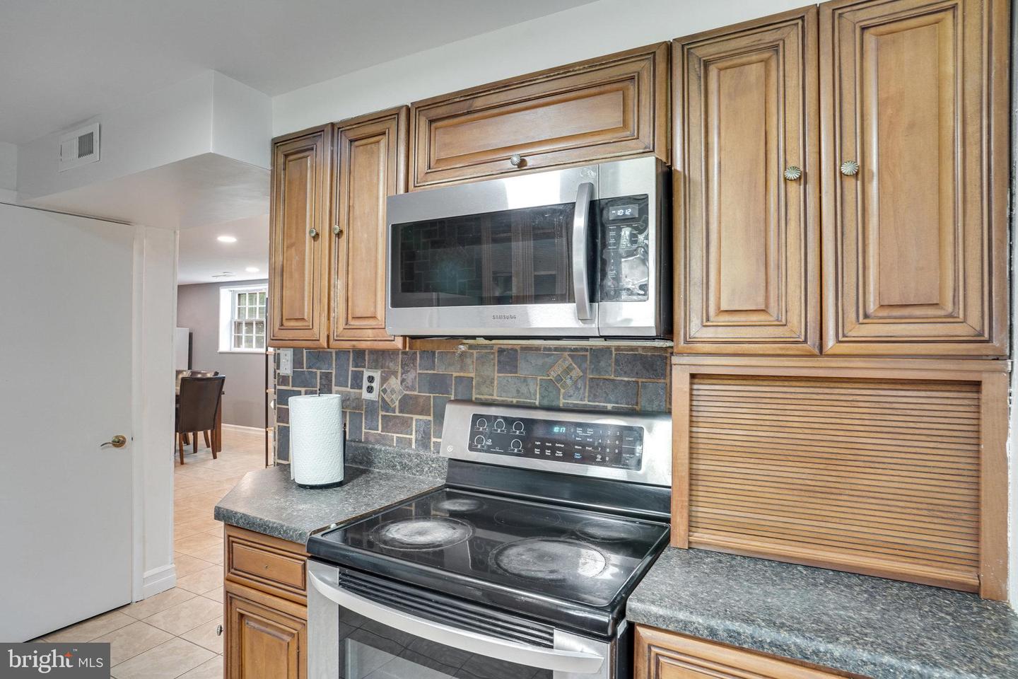 9715 FAIRMONT AVE, MANASSAS, Virginia 20109, 4 Bedrooms Bedrooms, ,2 BathroomsBathrooms,Residential,For sale,9715 FAIRMONT AVE,VAPW2095936 MLS # VAPW2095936