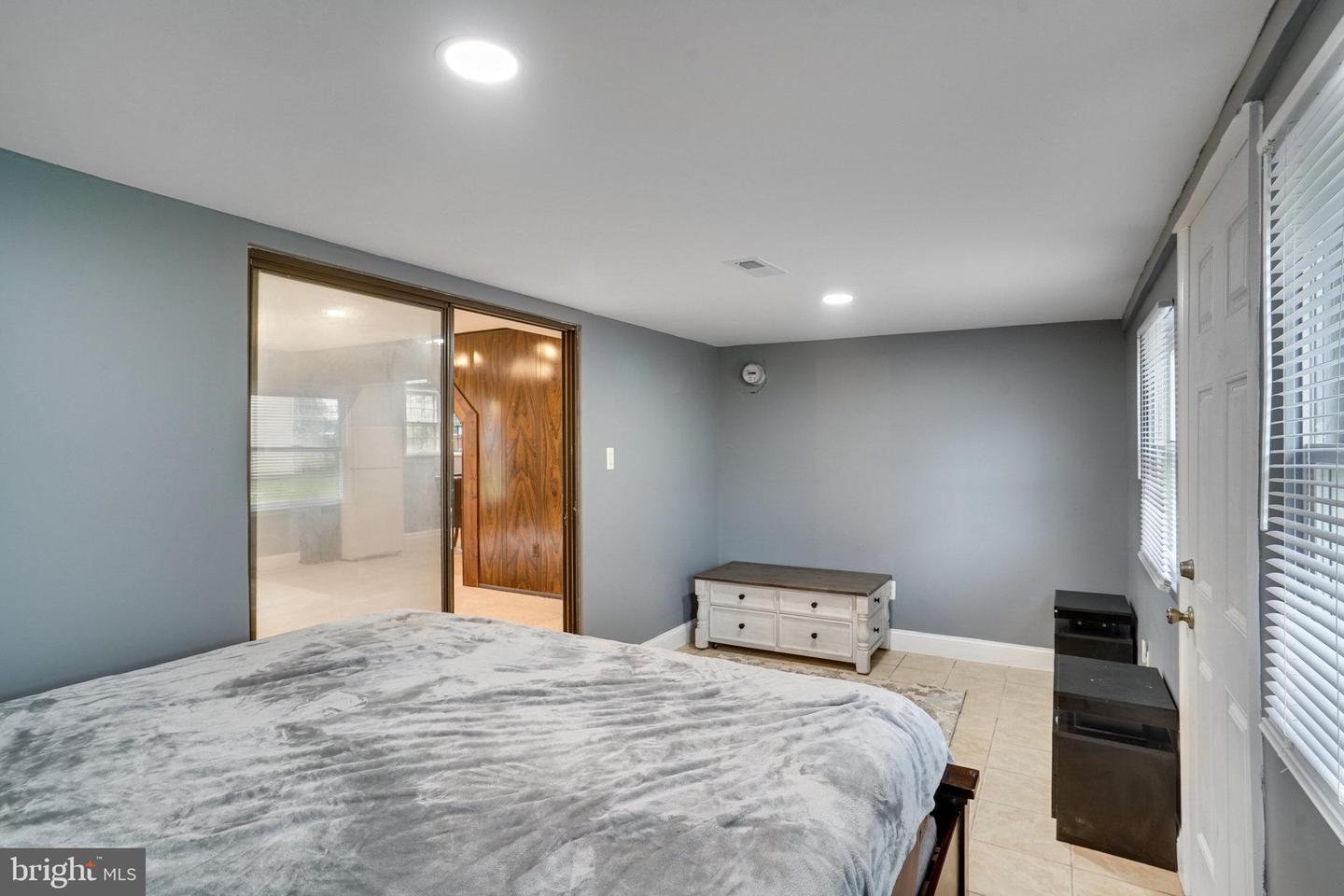 9715 FAIRMONT AVE, MANASSAS, Virginia 20109, 4 Bedrooms Bedrooms, ,2 BathroomsBathrooms,Residential,For sale,9715 FAIRMONT AVE,VAPW2095936 MLS # VAPW2095936