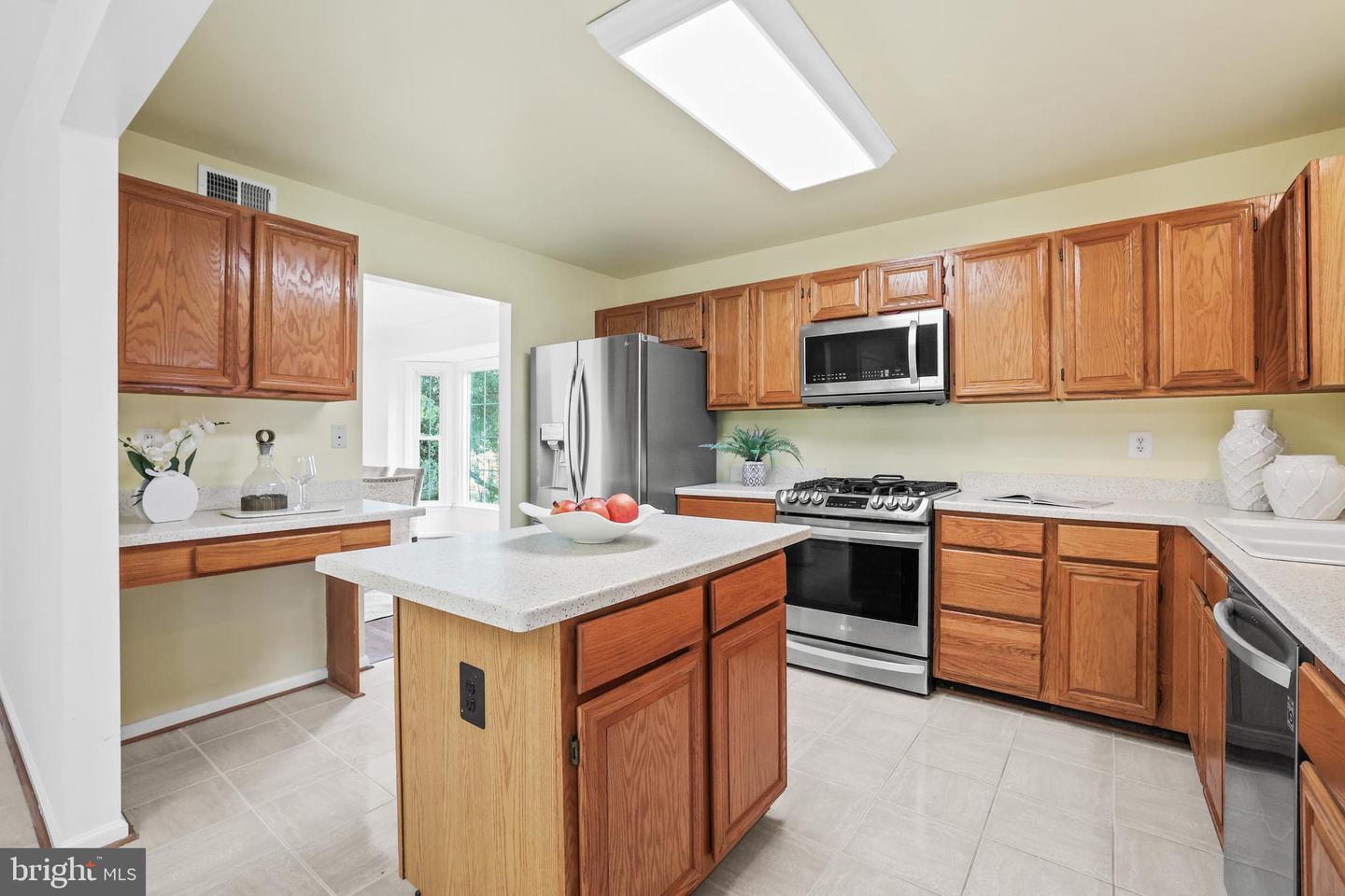 13412 GLEN TAYLOR LN, HERNDON, Virginia 20171, 4 Bedrooms Bedrooms, ,3 BathroomsBathrooms,Residential,For sale,13412 GLEN TAYLOR LN,VAFX2244622 MLS # VAFX2244622