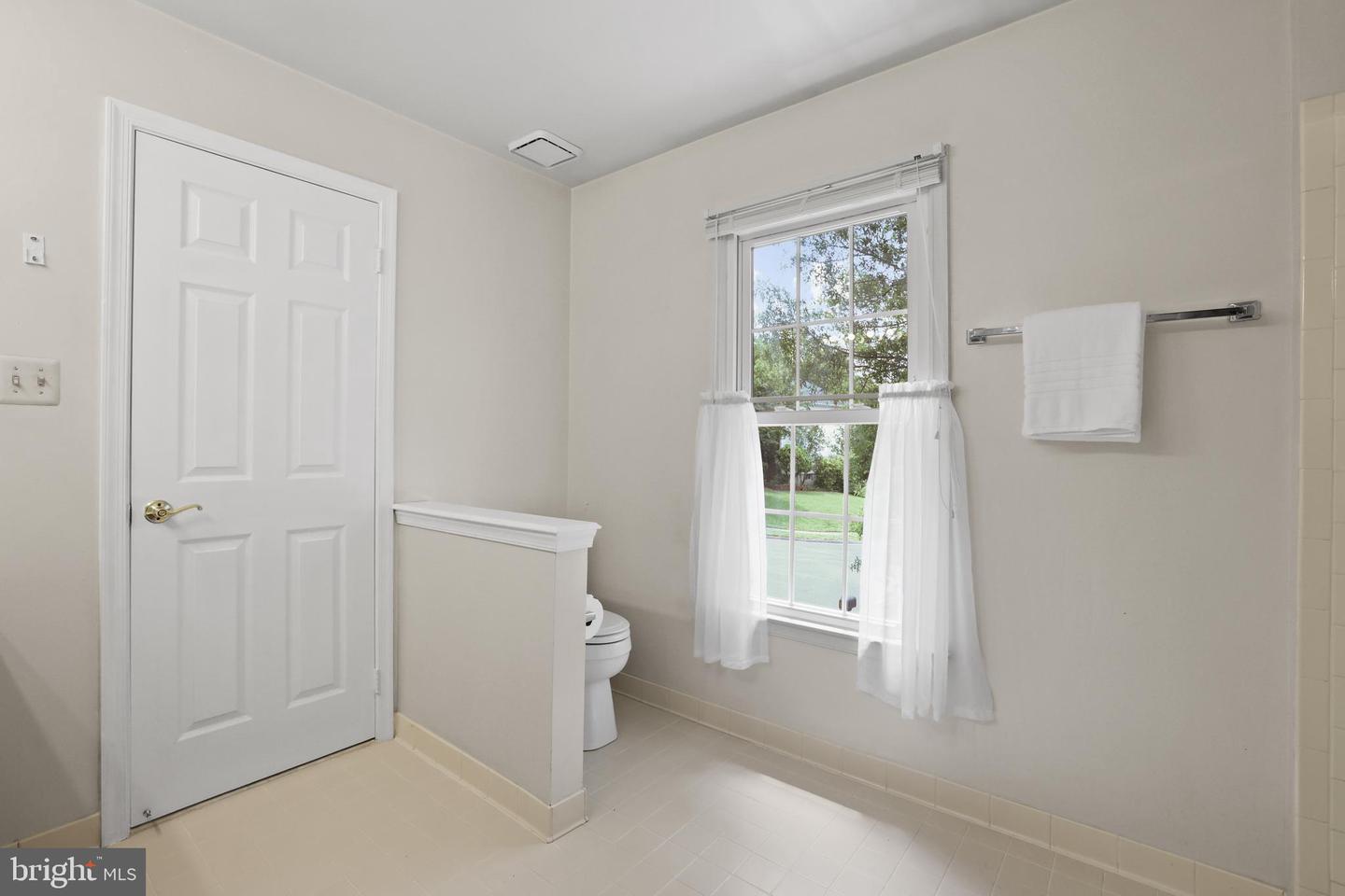 13412 GLEN TAYLOR LN, HERNDON, Virginia 20171, 4 Bedrooms Bedrooms, ,3 BathroomsBathrooms,Residential,For sale,13412 GLEN TAYLOR LN,VAFX2244622 MLS # VAFX2244622