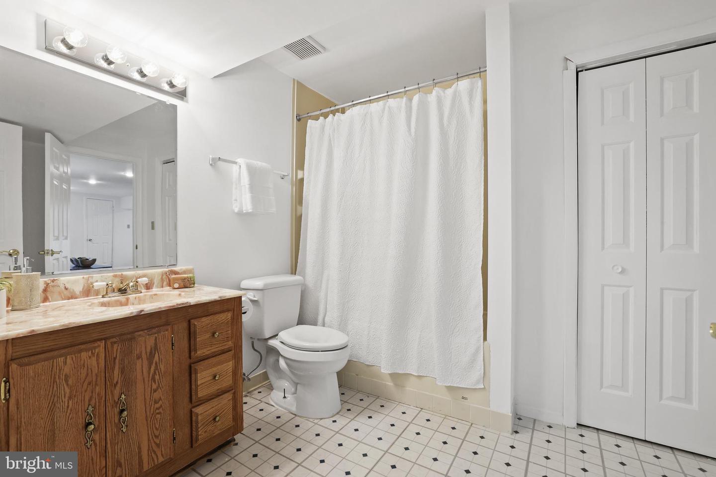 13412 GLEN TAYLOR LN, HERNDON, Virginia 20171, 4 Bedrooms Bedrooms, ,3 BathroomsBathrooms,Residential,For sale,13412 GLEN TAYLOR LN,VAFX2244622 MLS # VAFX2244622