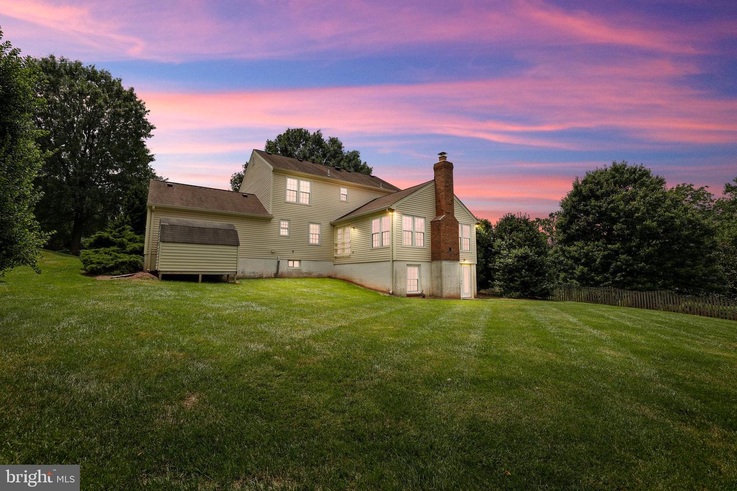 13412 GLEN TAYLOR LN, HERNDON, Virginia 20171, 4 Bedrooms Bedrooms, ,3 BathroomsBathrooms,Residential,For sale,13412 GLEN TAYLOR LN,VAFX2244622 MLS # VAFX2244622