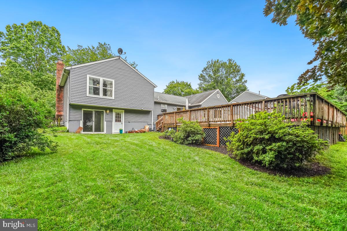 111 SUE ANN CT, STERLING, Virginia 20164, 3 Bedrooms Bedrooms, ,2 BathroomsBathrooms,Residential,For sale,111 SUE ANN CT,VALO2098572 MLS # VALO2098572