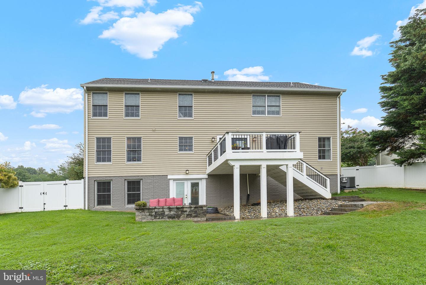 359 EUSTACE RD, STAFFORD, Virginia 22554, 5 Bedrooms Bedrooms, ,3 BathroomsBathrooms,Residential,For sale,359 EUSTACE RD,VAST2039630 MLS # VAST2039630