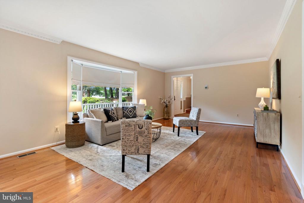 5761 WILSHIRE DR, WARRENTON, Virginia, 3 Bedrooms Bedrooms, ,2 BathroomsBathrooms,Residential,5761 WILSHIRE DR,VAFQ2016984 MLS # VAFQ2016984