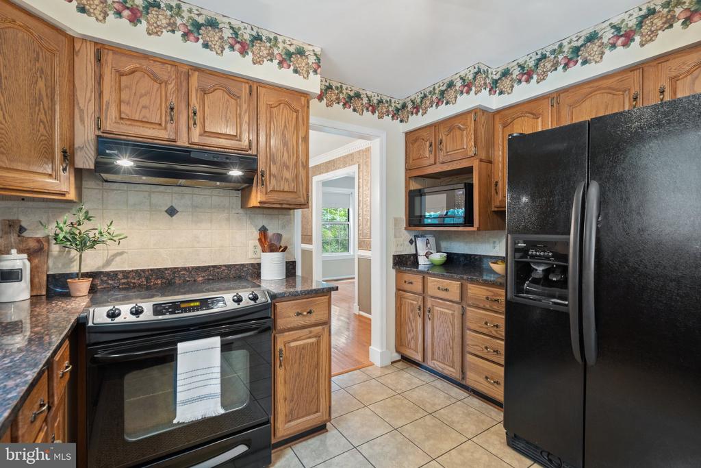 5761 WILSHIRE DR, WARRENTON, Virginia, 3 Bedrooms Bedrooms, ,2 BathroomsBathrooms,Residential,5761 WILSHIRE DR,VAFQ2016984 MLS # VAFQ2016984
