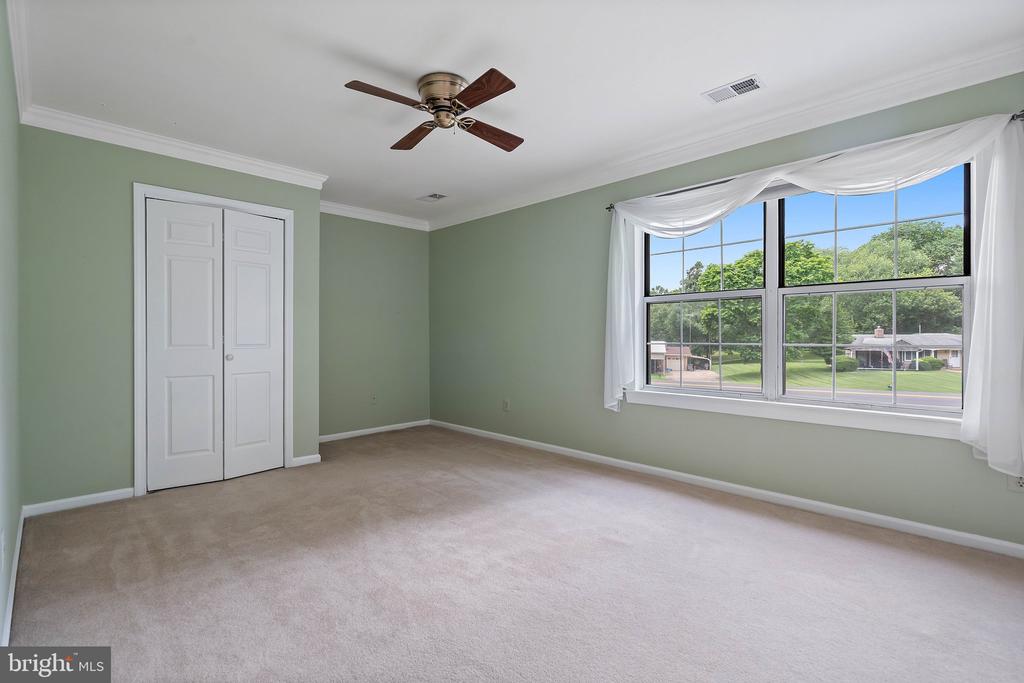 5761 WILSHIRE DR, WARRENTON, Virginia, 3 Bedrooms Bedrooms, ,2 BathroomsBathrooms,Residential,5761 WILSHIRE DR,VAFQ2016984 MLS # VAFQ2016984