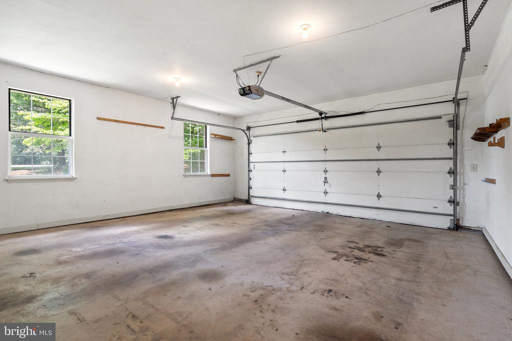 5761 WILSHIRE DR, WARRENTON, Virginia, 3 Bedrooms Bedrooms, ,2 BathroomsBathrooms,Residential,5761 WILSHIRE DR,VAFQ2016984 MLS # VAFQ2016984