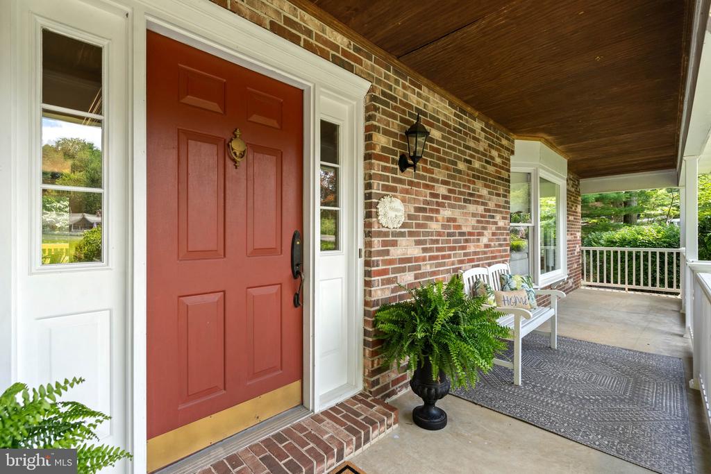 5761 WILSHIRE DR, WARRENTON, Virginia, 3 Bedrooms Bedrooms, ,2 BathroomsBathrooms,Residential,5761 WILSHIRE DR,VAFQ2016984 MLS # VAFQ2016984