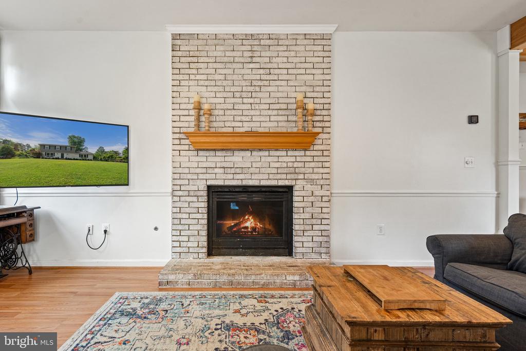 7277 MOSBY DR, WARRENTON, Virginia, 5 Bedrooms Bedrooms, ,3 BathroomsBathrooms,Residential,7277 MOSBY DR,VAFQ2017106 MLS # VAFQ2017106