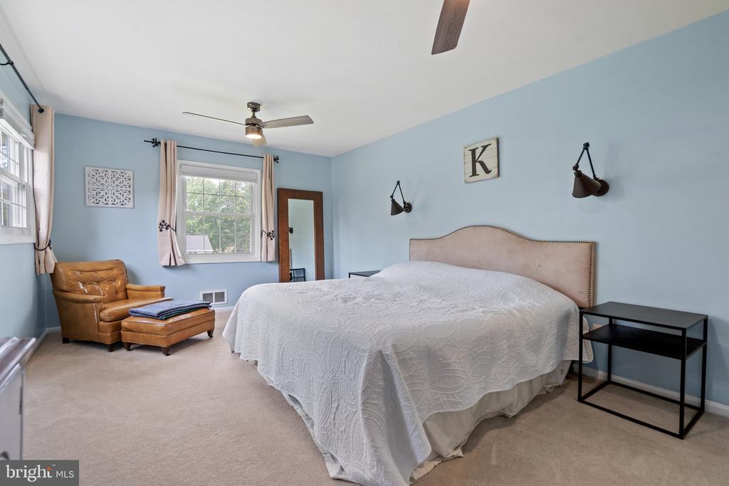 7277 MOSBY DR, WARRENTON, Virginia, 5 Bedrooms Bedrooms, ,3 BathroomsBathrooms,Residential,7277 MOSBY DR,VAFQ2017106 MLS # VAFQ2017106