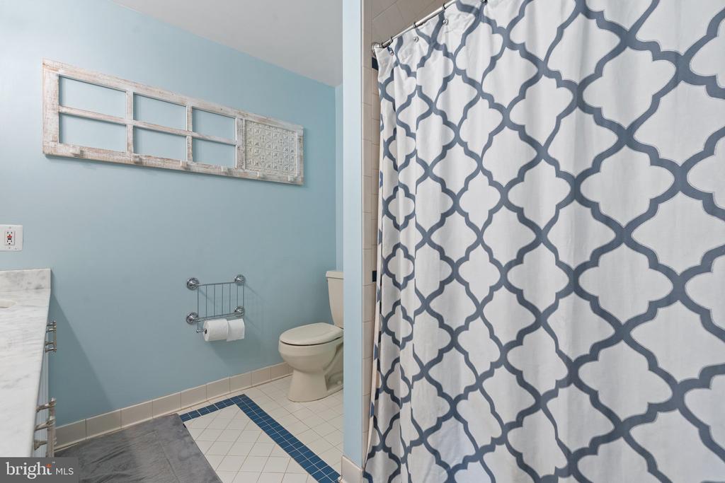 7277 MOSBY DR, WARRENTON, Virginia, 5 Bedrooms Bedrooms, ,3 BathroomsBathrooms,Residential,7277 MOSBY DR,VAFQ2017106 MLS # VAFQ2017106