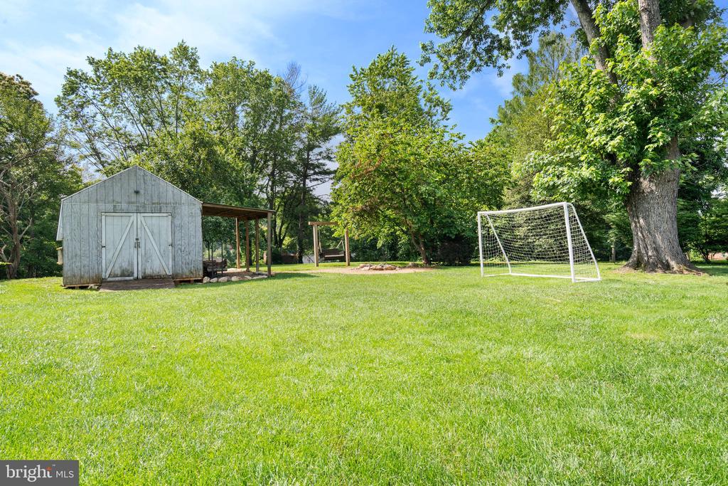 7277 MOSBY DR, WARRENTON, Virginia, 5 Bedrooms Bedrooms, ,3 BathroomsBathrooms,Residential,7277 MOSBY DR,VAFQ2017106 MLS # VAFQ2017106