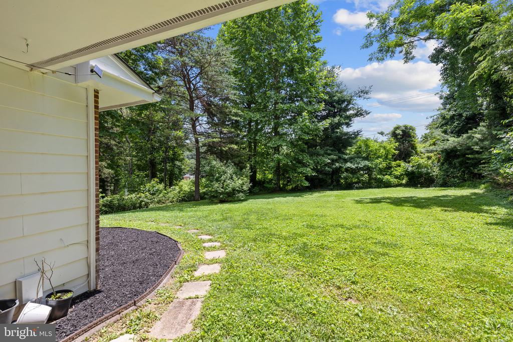6511 BRIGGS RD, WARRENTON, Virginia, 5 Bedrooms Bedrooms, ,3 BathroomsBathrooms,Residential,6511 BRIGGS RD,VAFQ2017084 MLS # VAFQ2017084